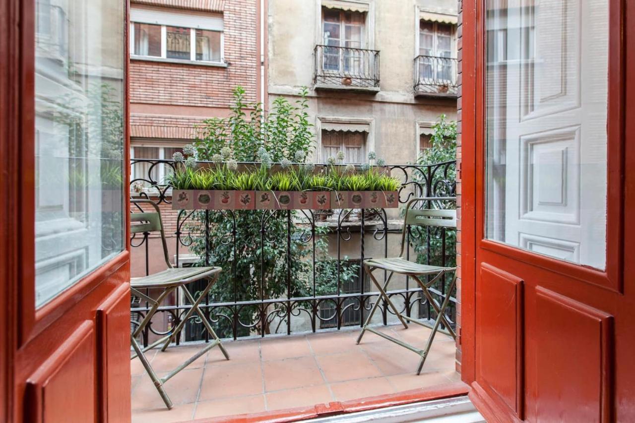 La Casa De La Luna Madrid Luaran gambar
